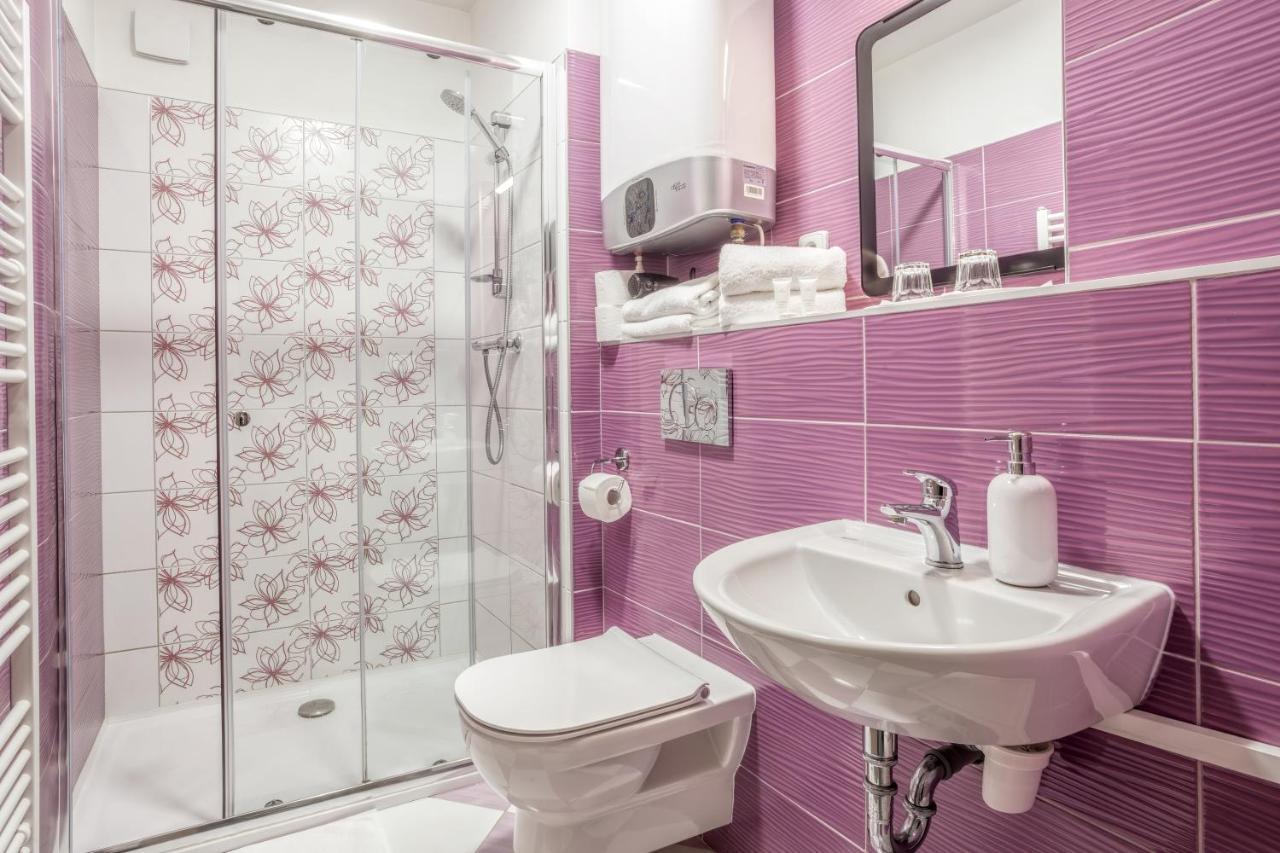 Elendris - Ubytovani U Kostela Brno Exteriör bild
