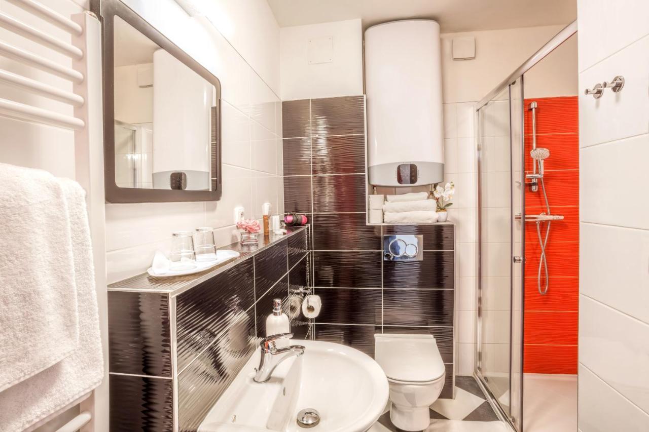 Elendris - Ubytovani U Kostela Brno Exteriör bild
